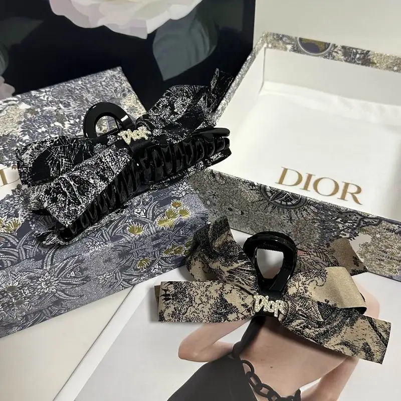 Dior Hair Grab Clip 092001